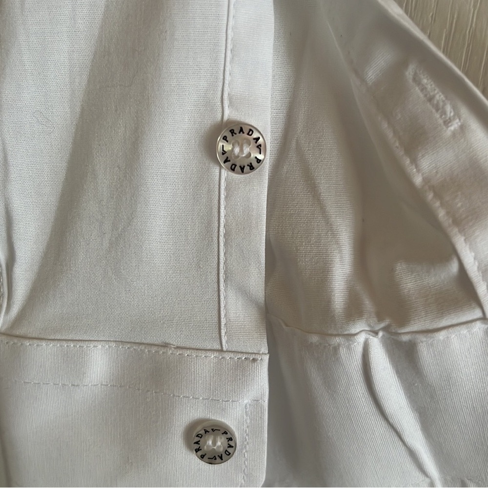 ‼️PRADA‼️
Reverse Logo Button-Up Shirt 👔 🔦 - Picture 7 of 11